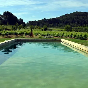 Perreal 3* Saint-Saturnin-les-Apt